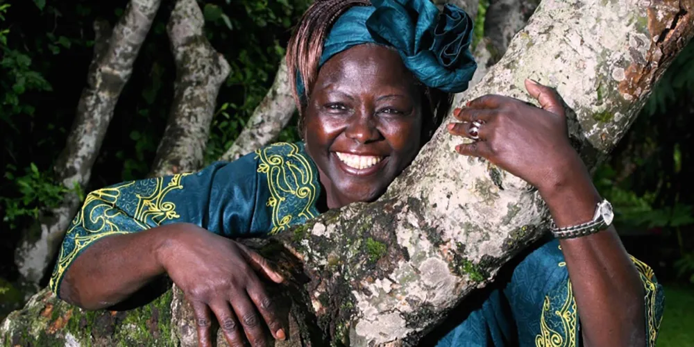 Wangari Maathai, prima femeie africană laureată a Premiului Nobel pentru Pace