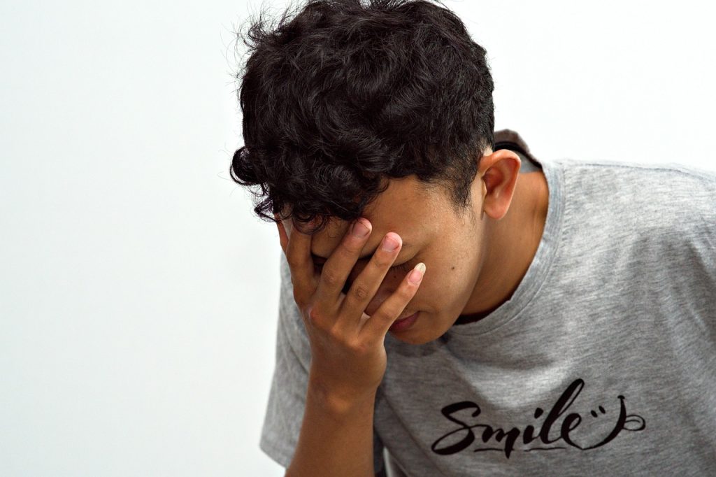 De ce mă doare capul când se schimbă vremea?